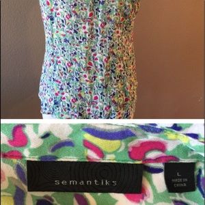 💕👗🦋 Gorgeous silk multi color ruffled blouse. EUC